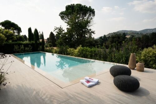 edilfare piscina interrata a sfioro