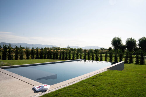 Piscine a bordo sfioro.