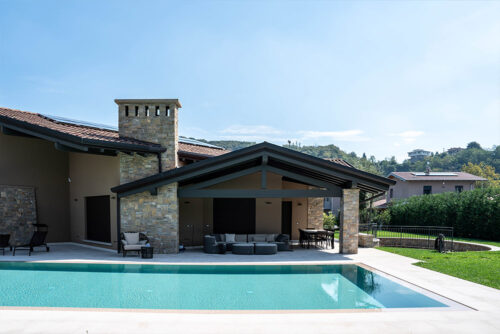 Piscine a sfioro a Bergamo.