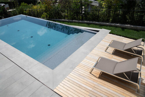 Accessori per piscine moderne.