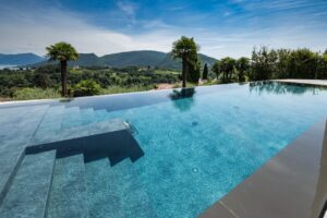 Piscina interrata di design