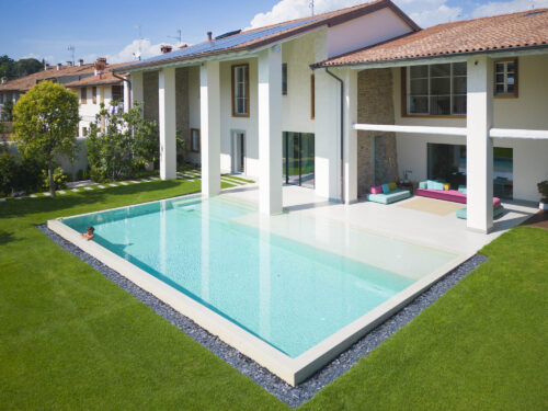 Piscina interrata di lusso